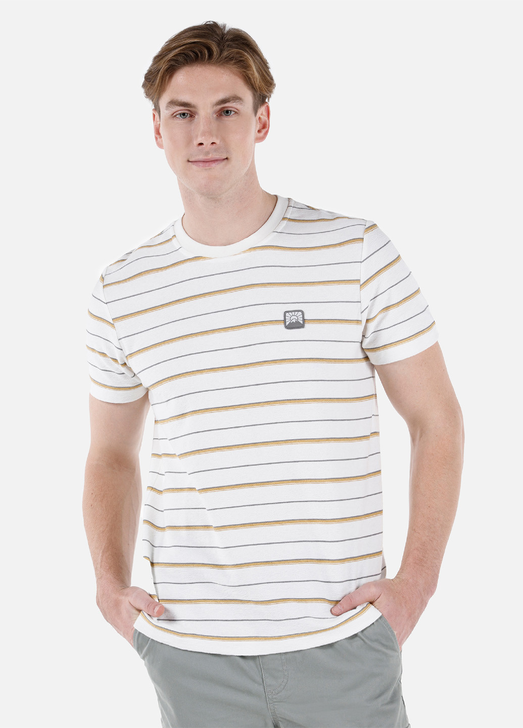 Молочна футболка Colin's