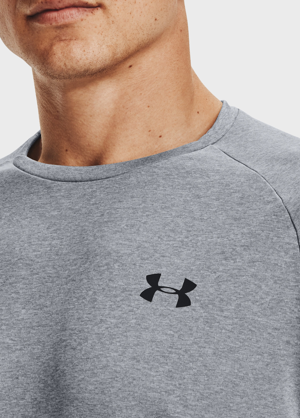 Серая футболка Under Armour