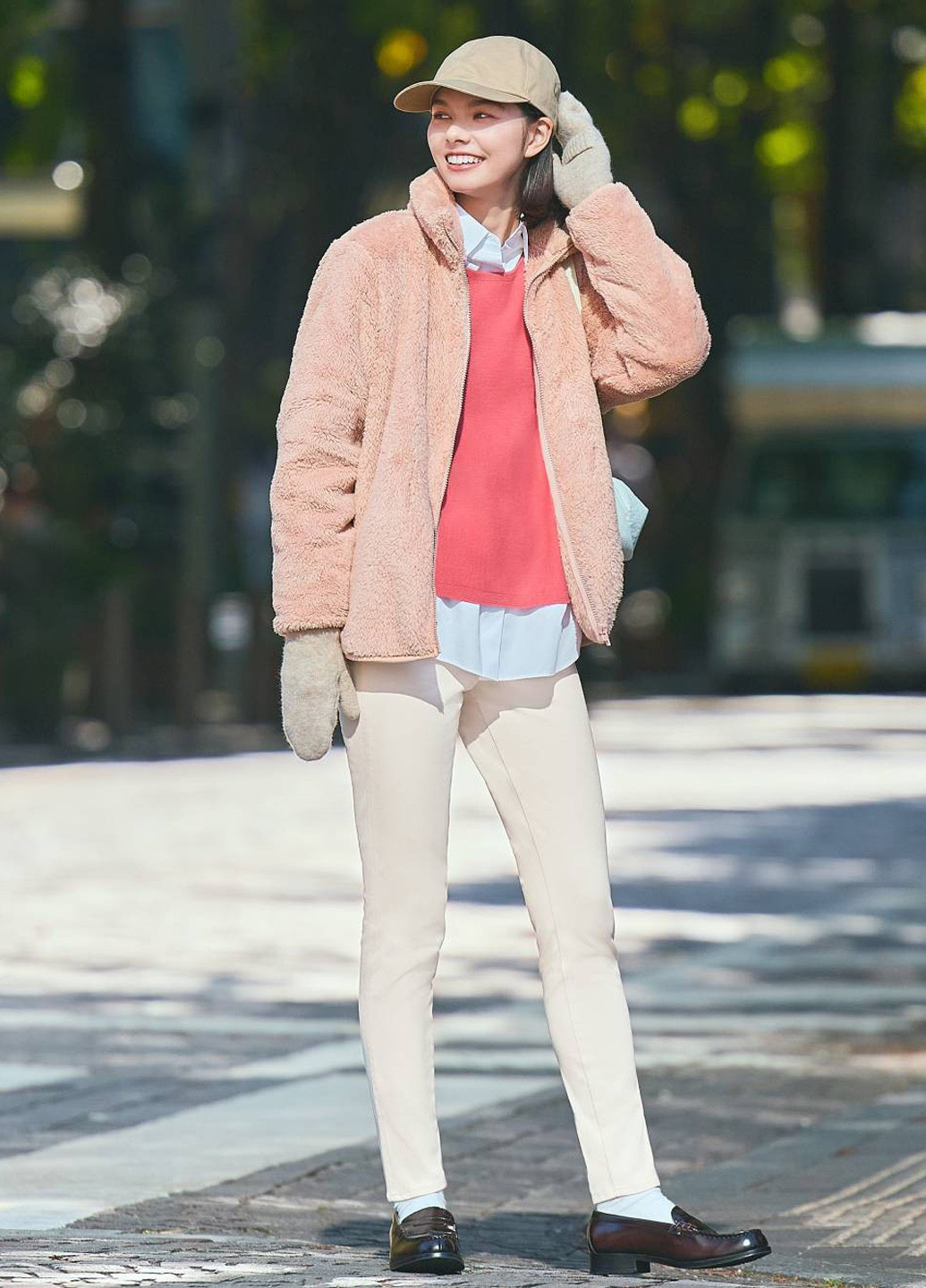 Розовая демисезонная куртка Uniqlo