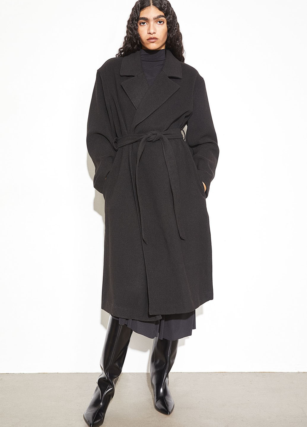 Черное демисезонное Пальто однобортное H&M