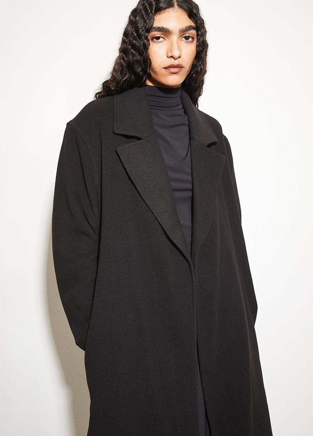 Черное демисезонное Пальто однобортное H&M