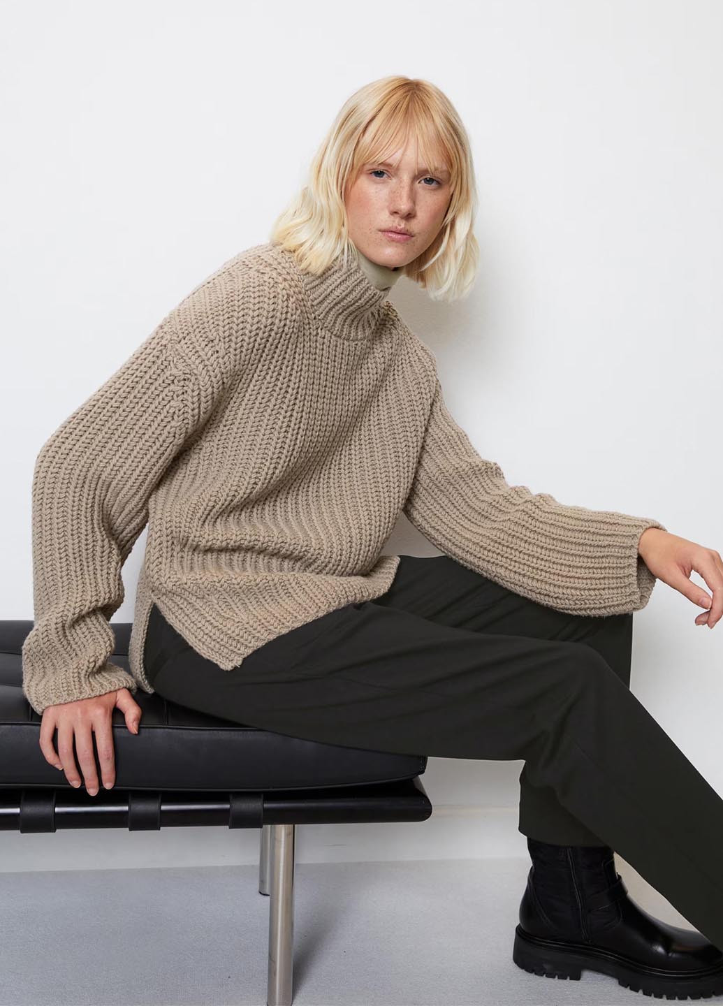 Бежевый демисезонный свитер Marc O'Polo