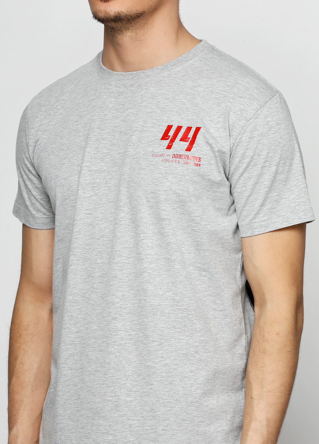 Сіра футболка Dobermans Aggressive