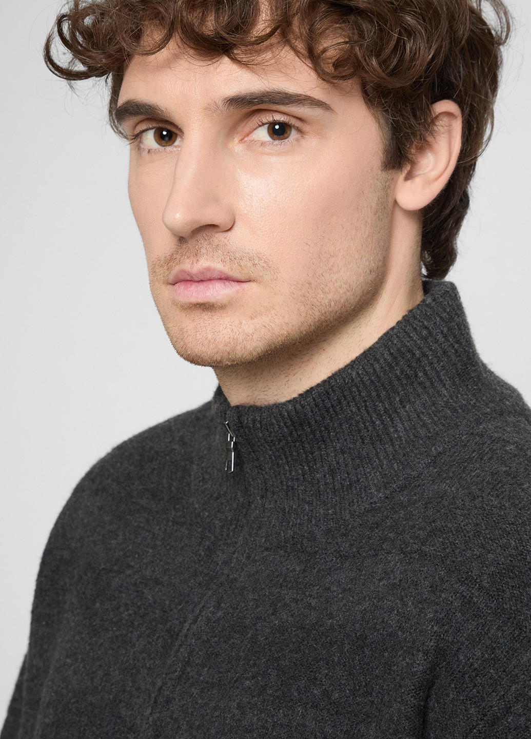 Серый зимний свитер PRPY