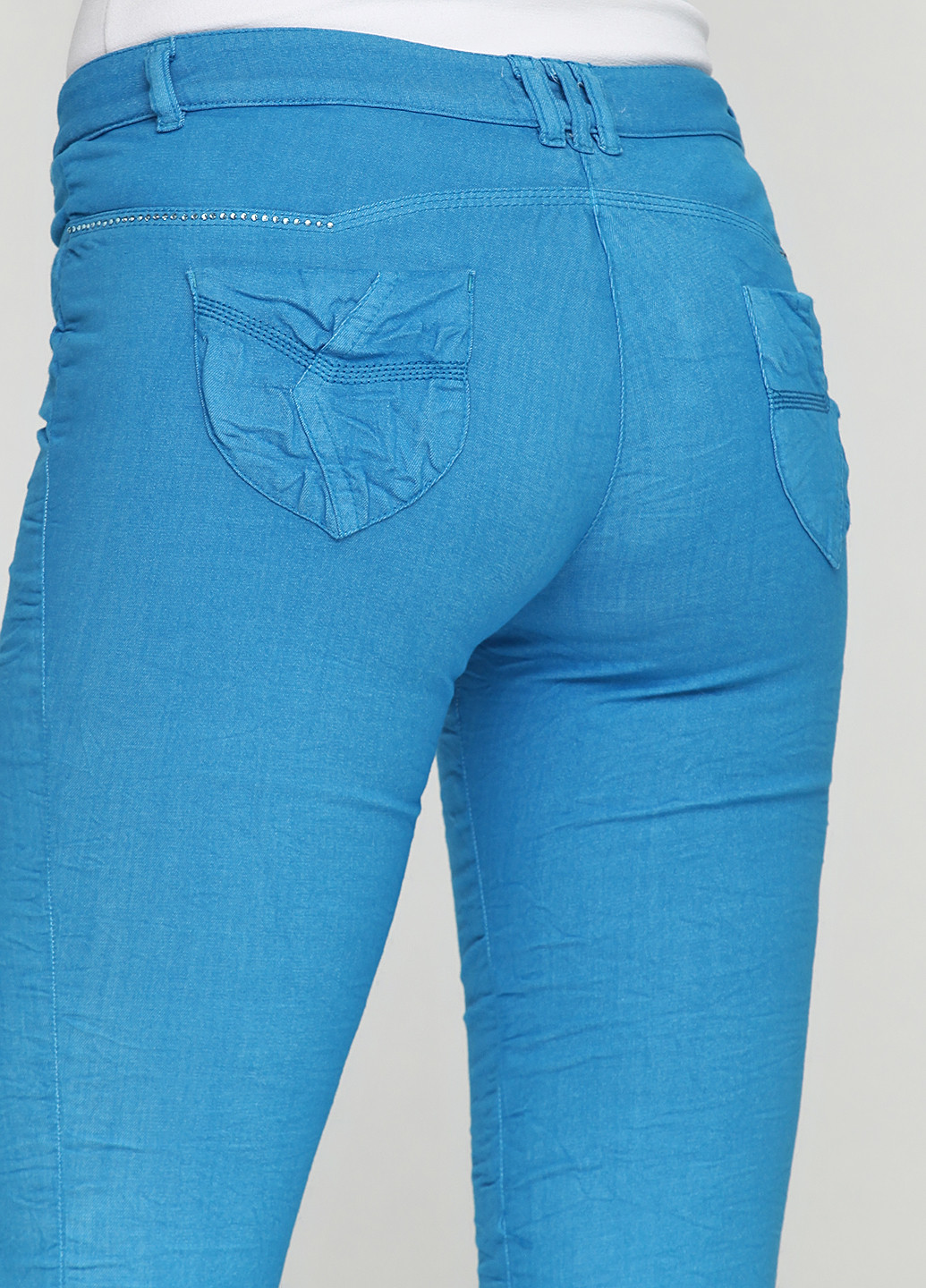 Голубые кэжуал демисезонные зауженные брюки Sassofono