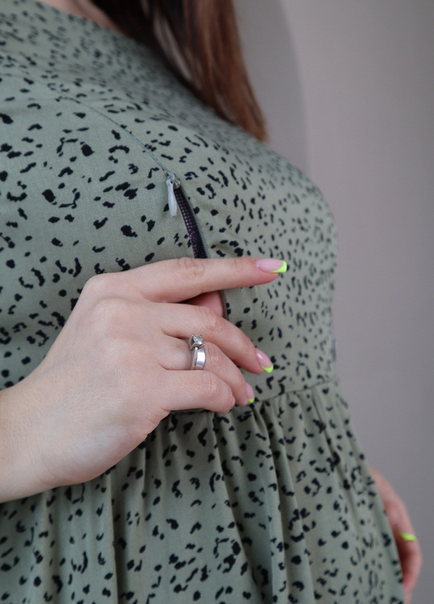 Оливковое (хаки) платье для беременных кормящих воздушное с секретом для кормления свободного кроя хаки To Be