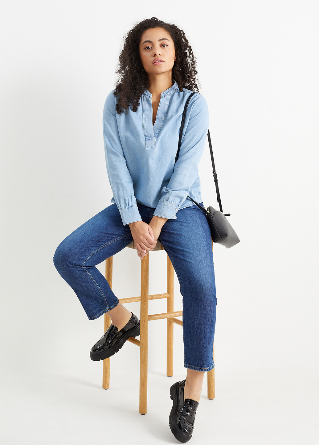 Блакитна блуза C&A