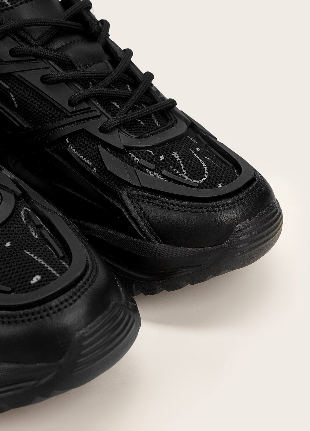 Кроссовки SHEIN чёрные демисезоны (342722233)