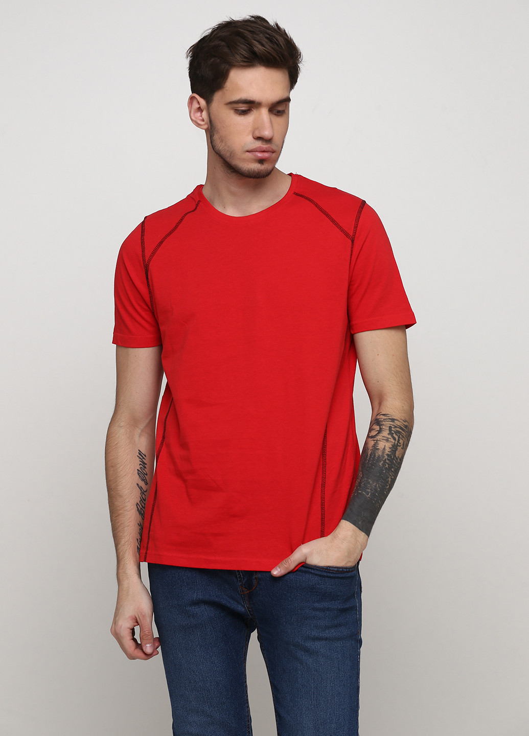 Красная летняя футболка Livergy