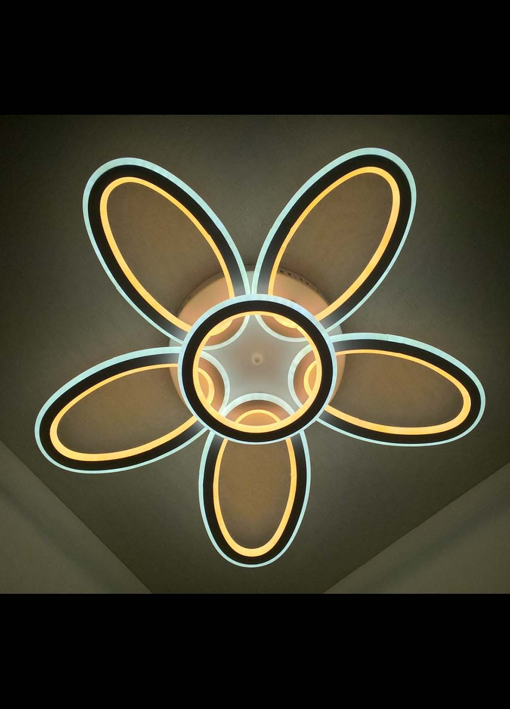 Світлодіодна потолочаня LED люстра 9986/5 + 1 Білий 10х62х62 см. Handmade (234537912)