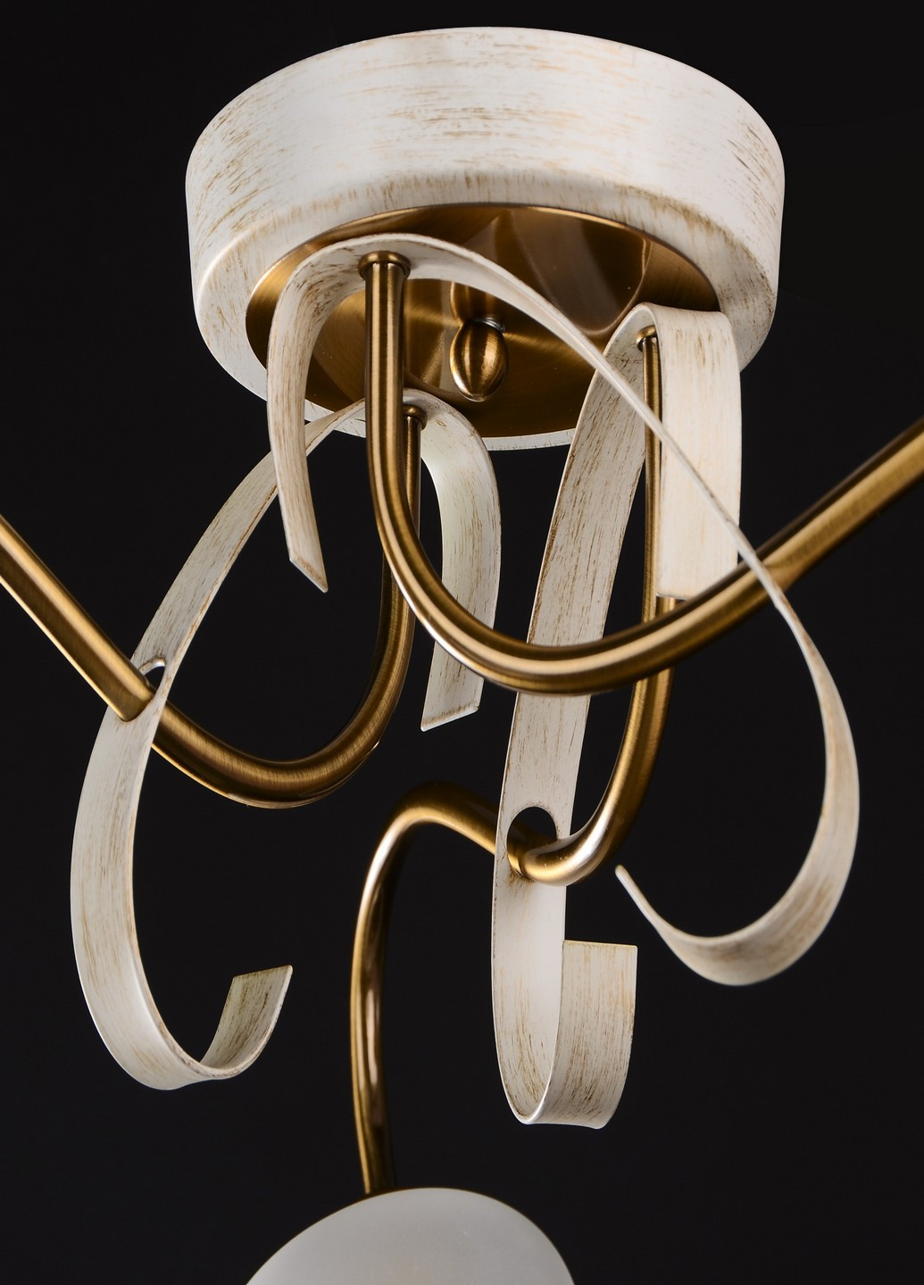 LK-276C / 3 E14 Люстра стельова Brille (185913916)