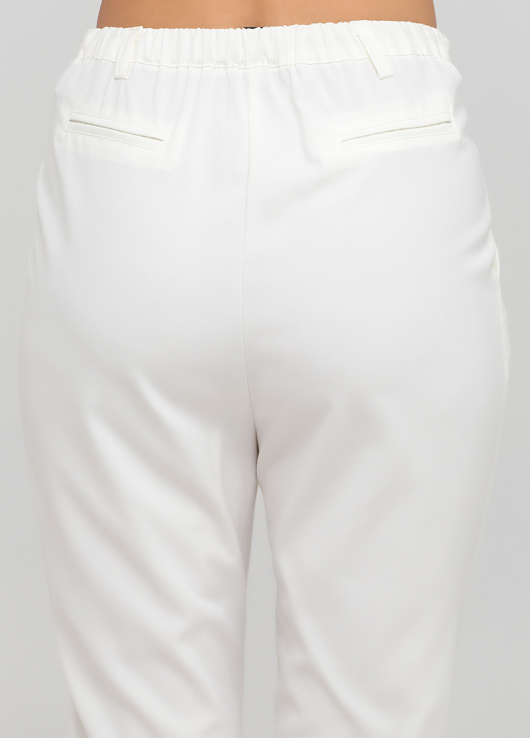 Белые кэжуал летние зауженные, укороченные брюки Berna