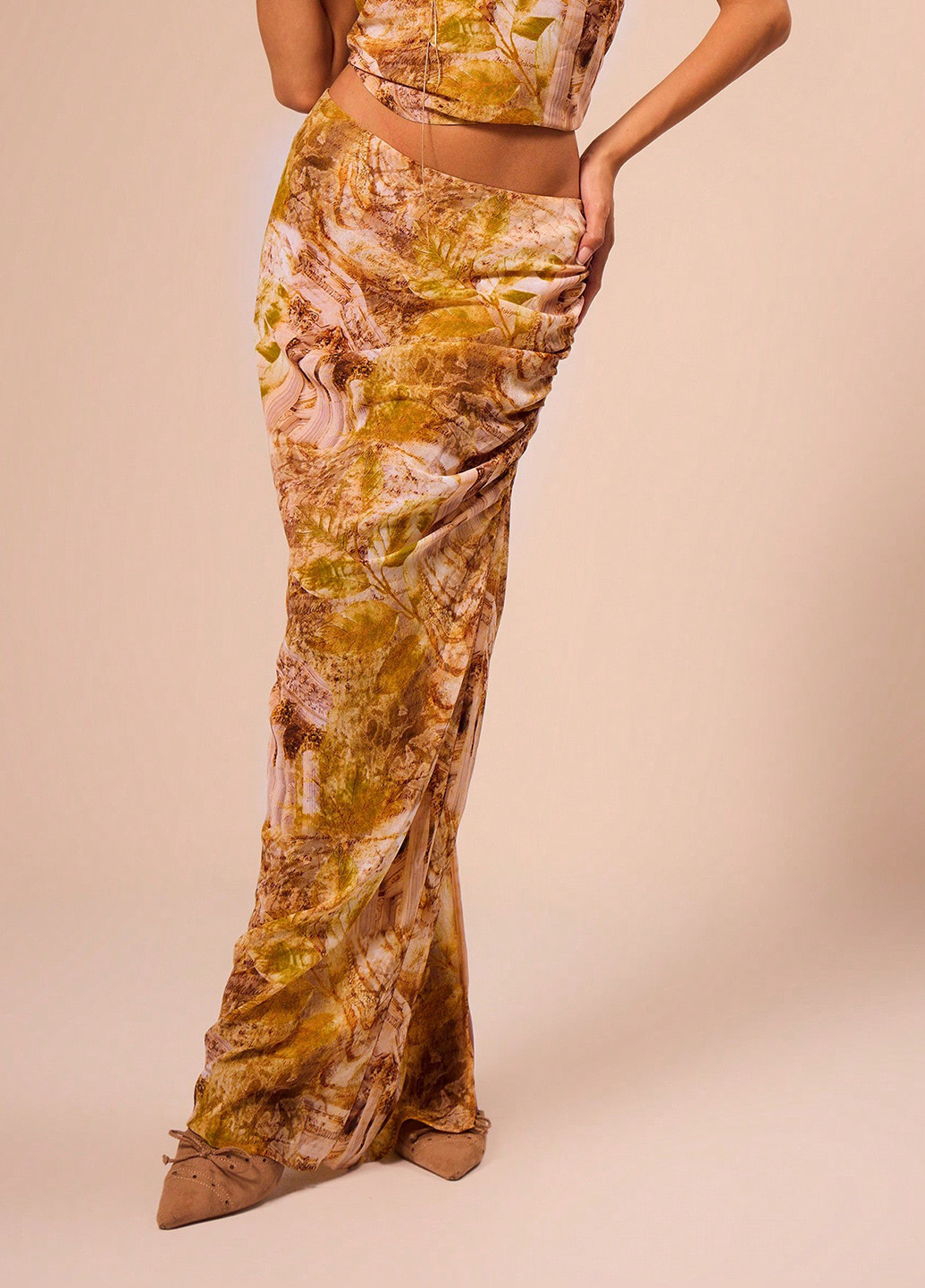 Разноцветная кэжуал с рисунком юбка SHEIN