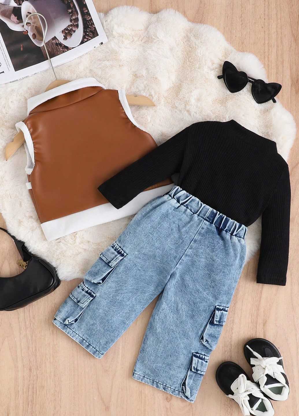 Комбинированный демисезонный комплект (жилет, лонгслив, джинсы) SHEIN