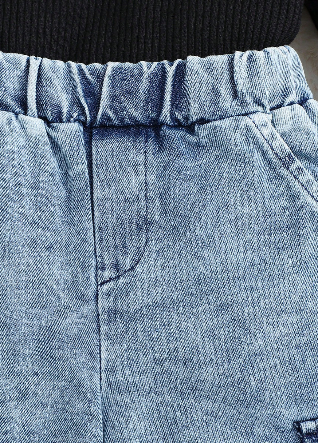 Комбинированный демисезонный комплект (жилет, лонгслив, джинсы) SHEIN