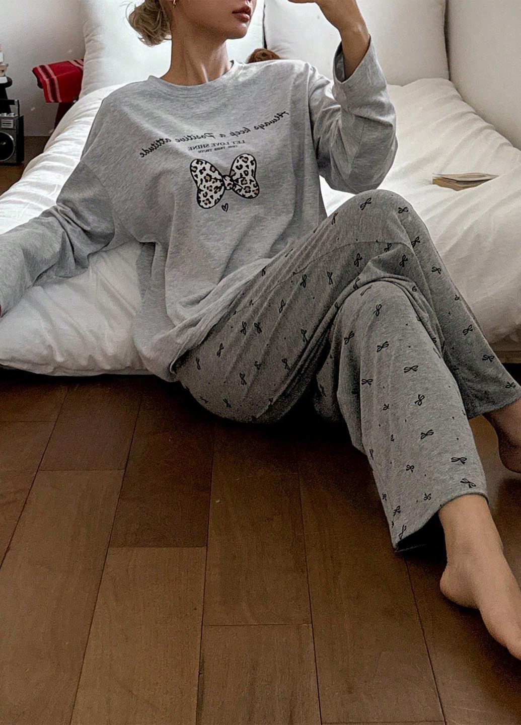 Сіра всесезон піжама (лонгслів, штани) лонгслів + брюки SHEIN