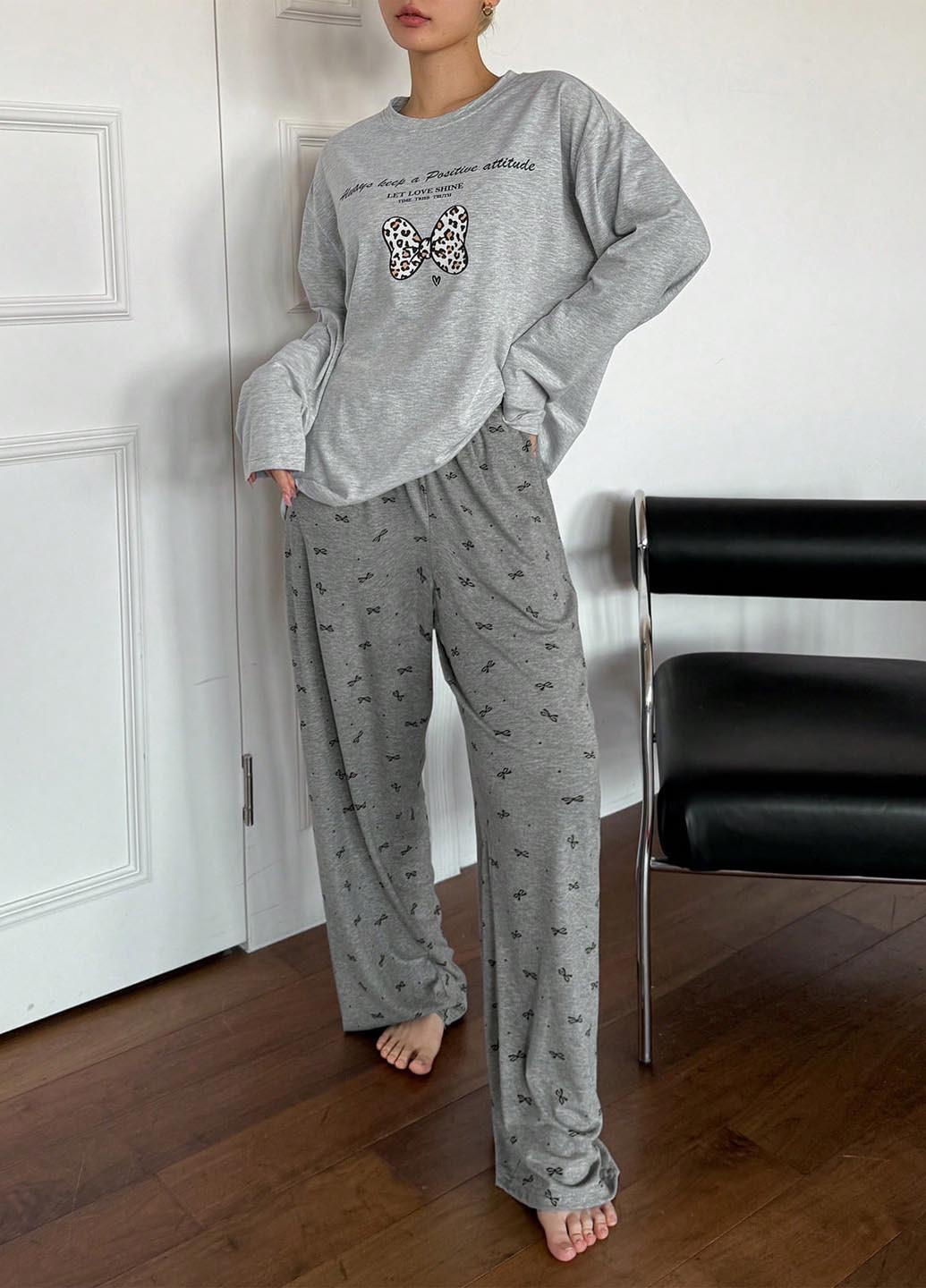 Сіра всесезон піжама (лонгслів, штани) лонгслів + брюки SHEIN