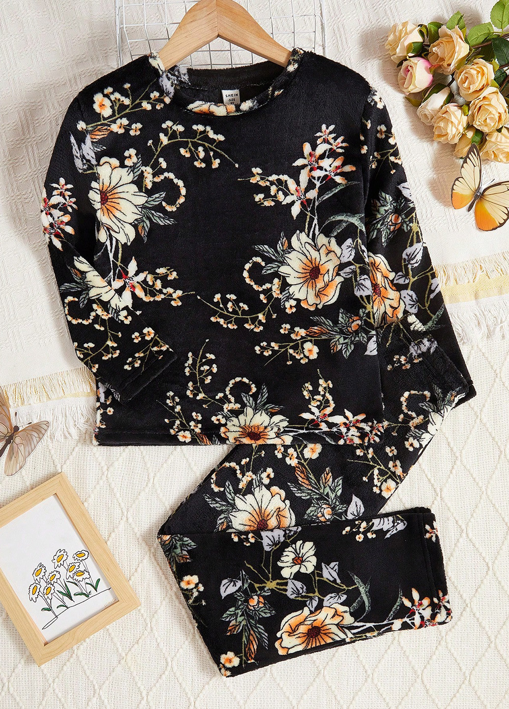 Черная всесезон пижама (лонгслив, брюки) лонгслив + брюки SHEIN