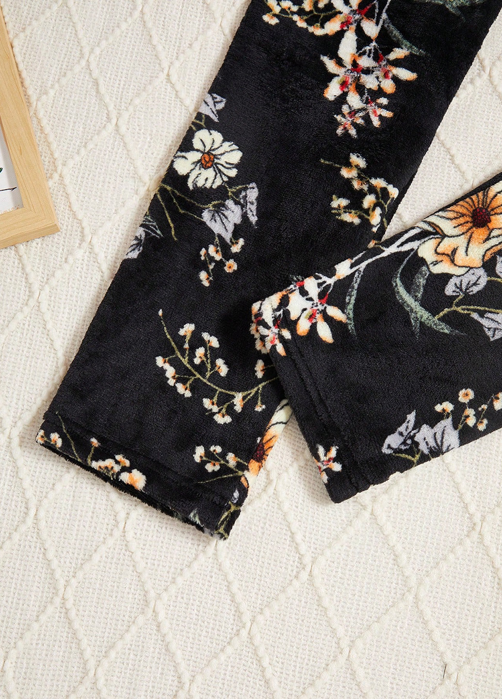 Черная всесезон пижама (лонгслив, брюки) лонгслив + брюки SHEIN