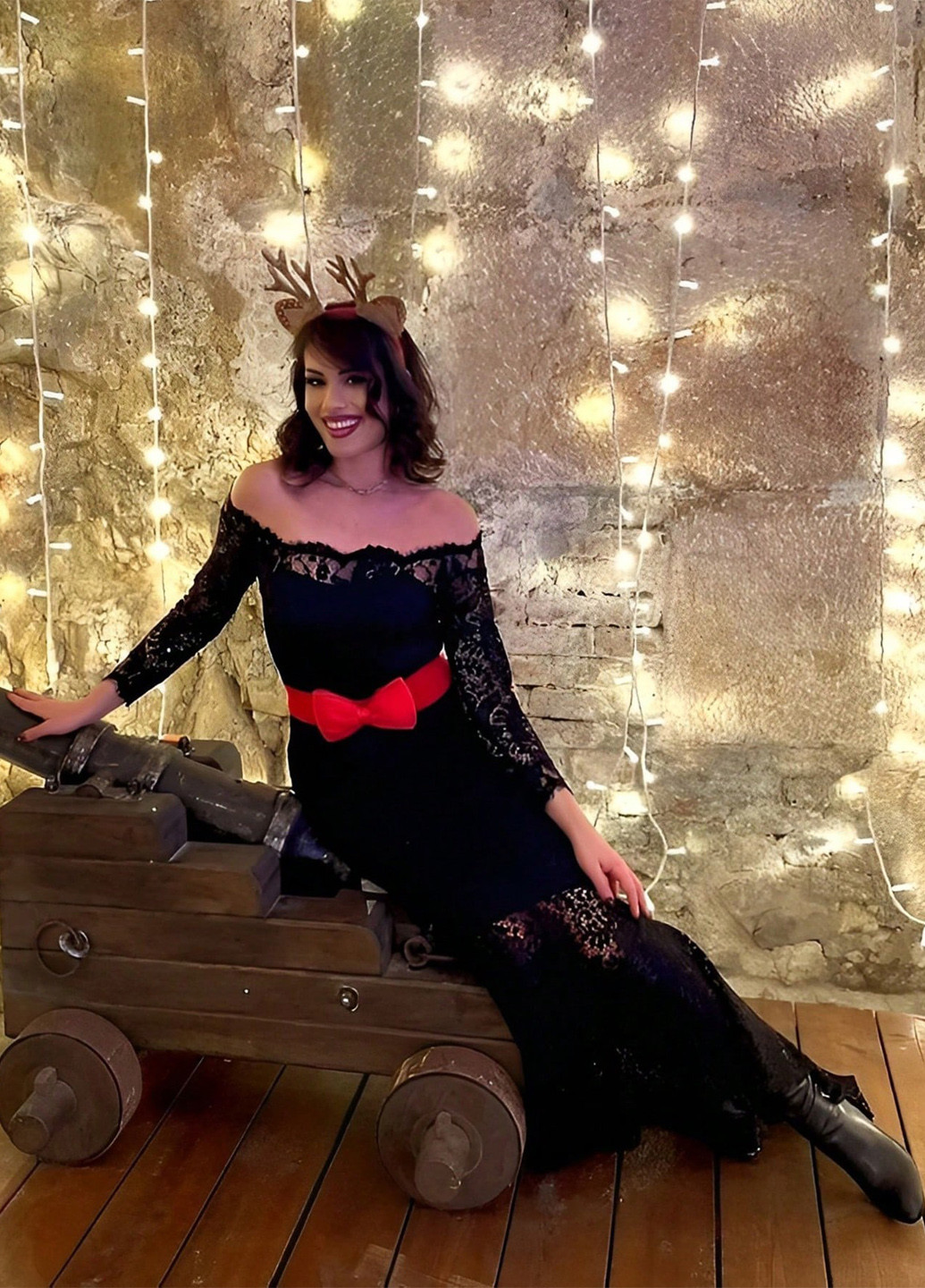 Чорна вечірня сукня годе, з відкритими плечима SHEIN однотонна