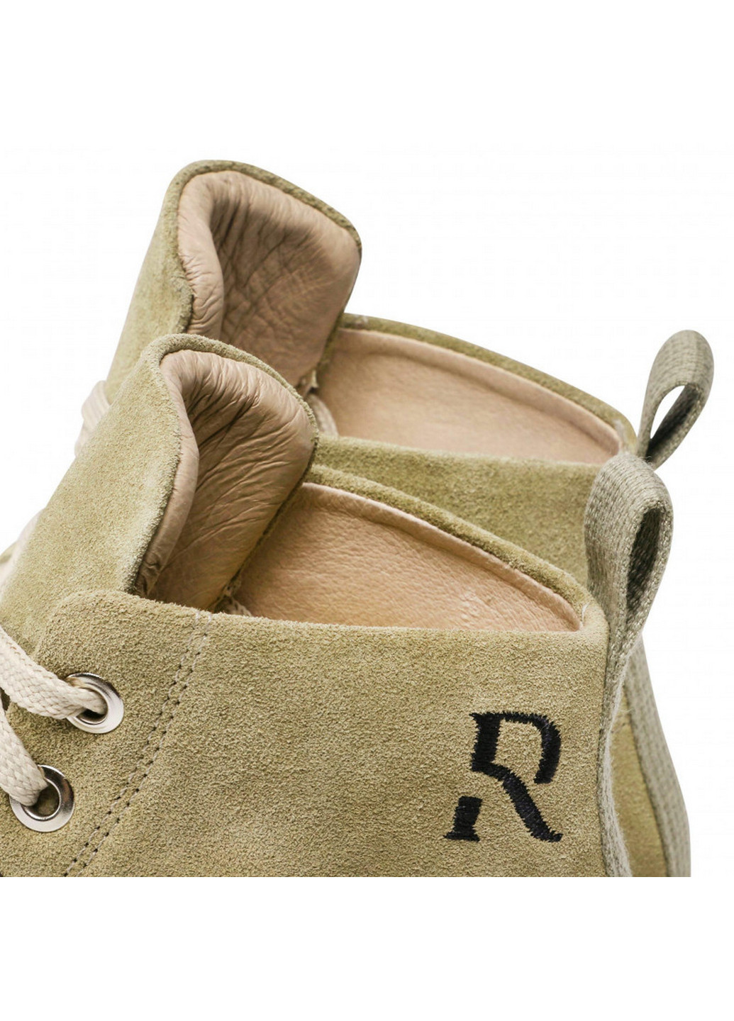 Осенние ботинки Rylko с белой подошвой из натуральной замши