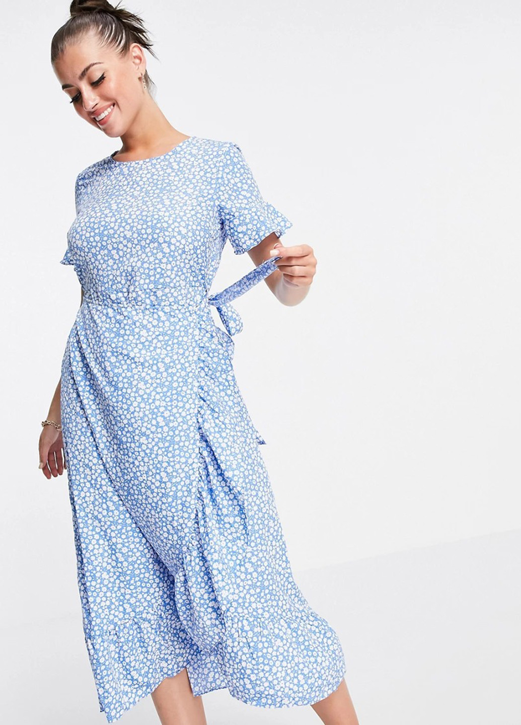 Голубое кэжуал платье Vero Moda с цветочным принтом