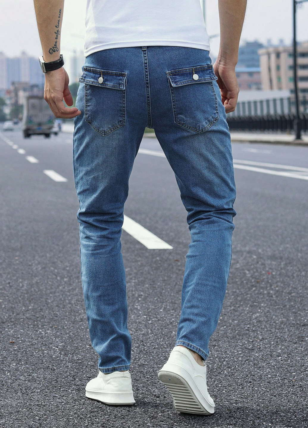 Синие демисезонные слим джинсы SHEIN