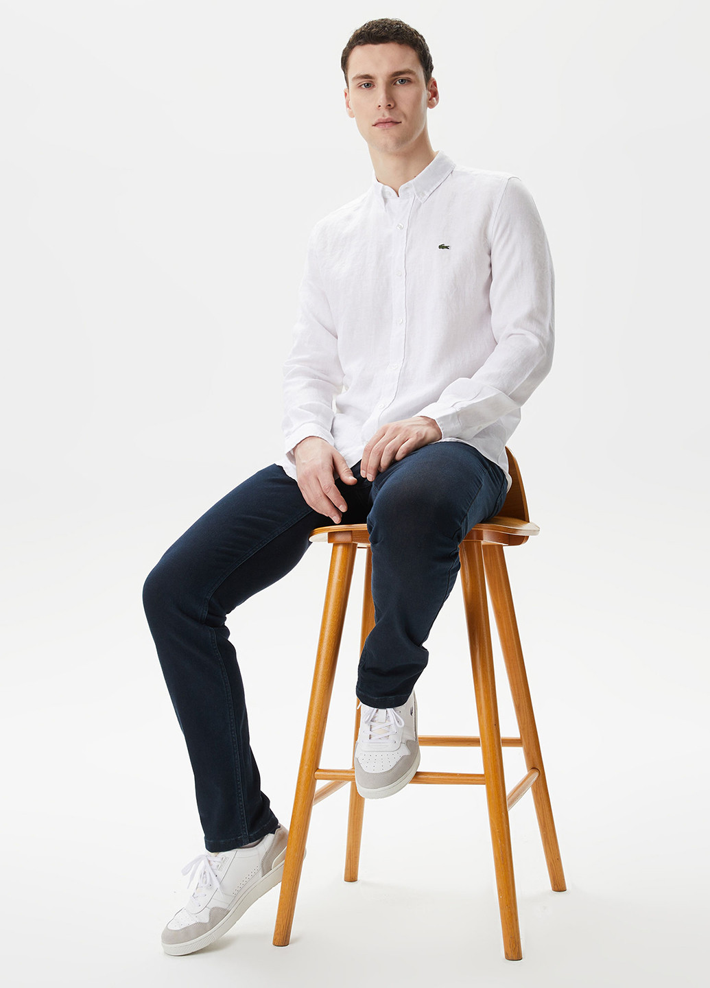 Белая кэжуал, классическая рубашка однотонная Lacoste