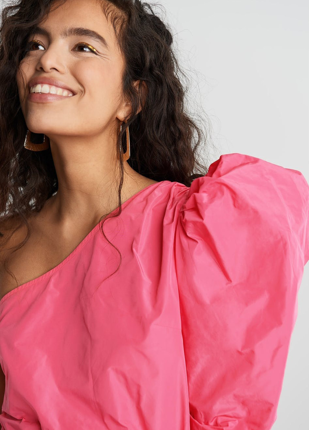 Розовая демисезонная блуза Gina Tricot