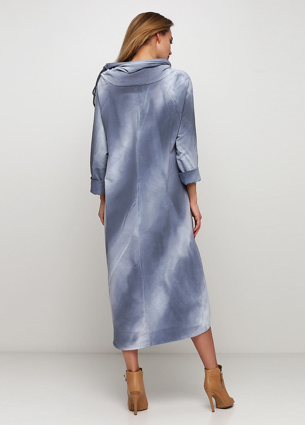 Серо-голубое кэжуал платье оверсайз Made in Italy градиентное ("омбре")