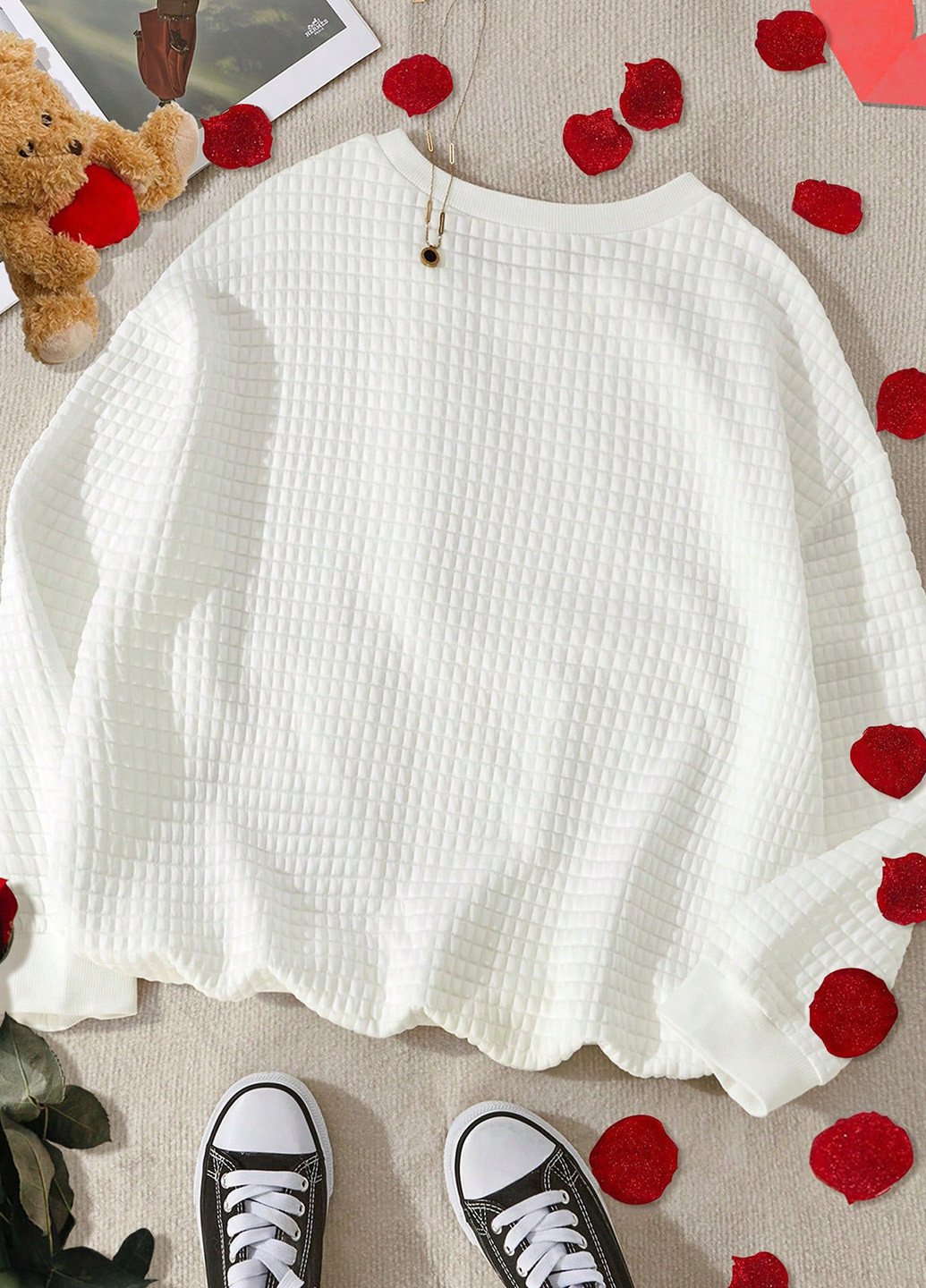 Белый свитшот SHEIN надпись без декора (342067996)