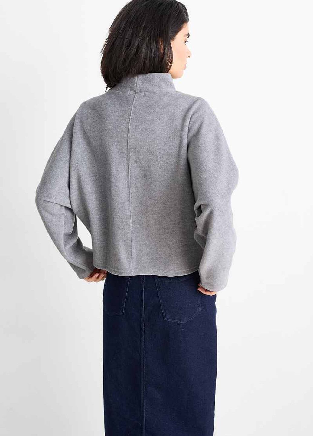 Сірий демісезонний светр C&A