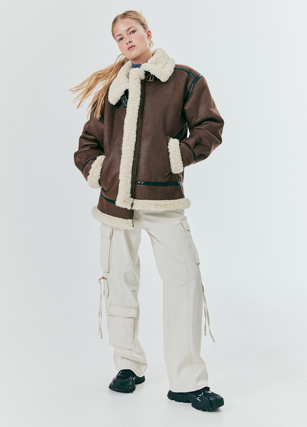 Коричнева демісезонна куртка H&M