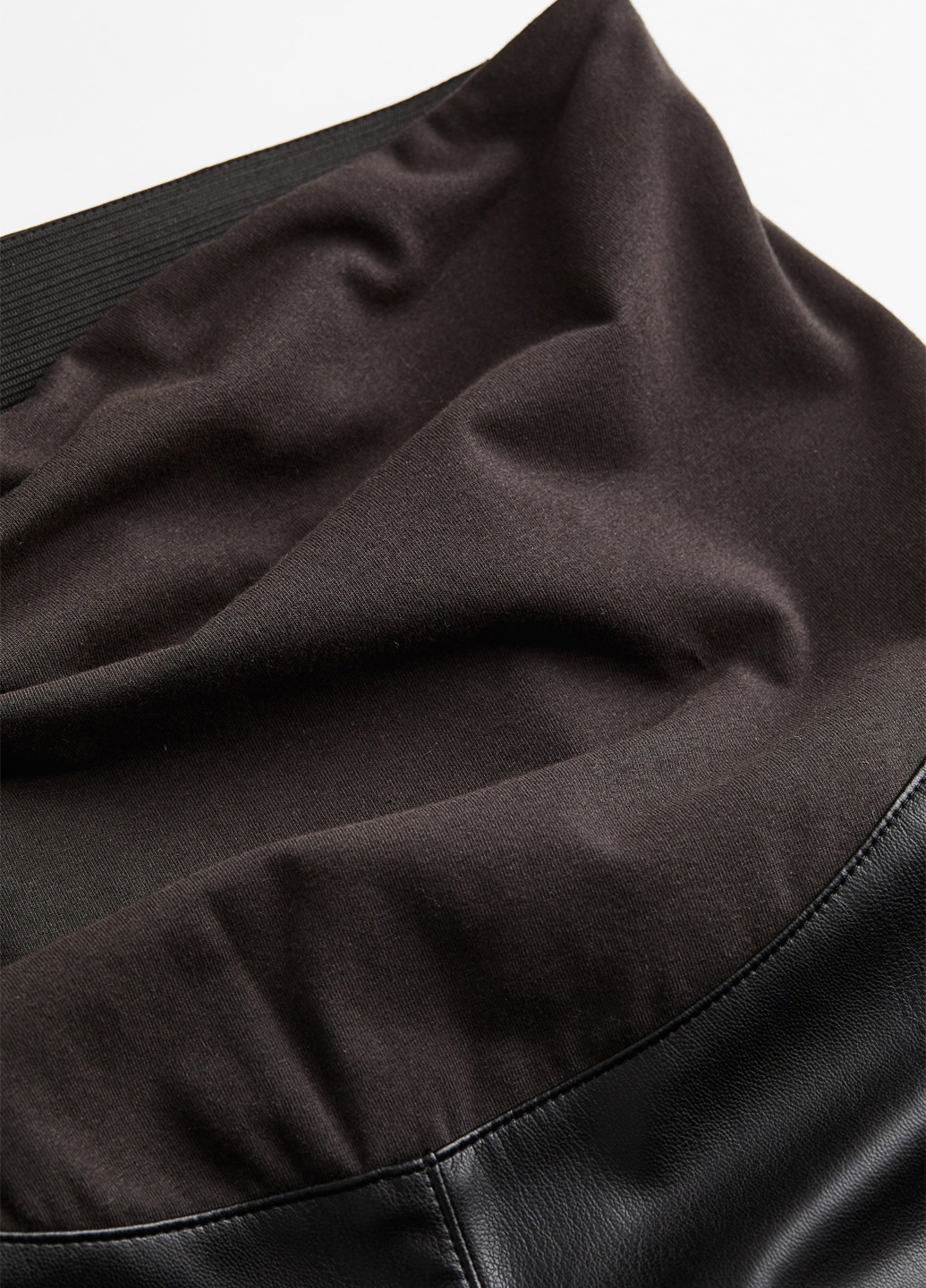 Черные демисезонные леггинсы для беременных H&M