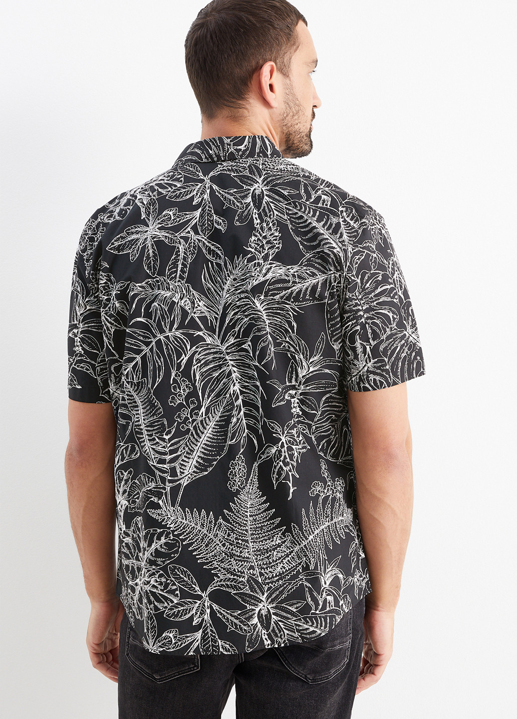 Черно-белая кэжуал рубашка с рисунком C&A