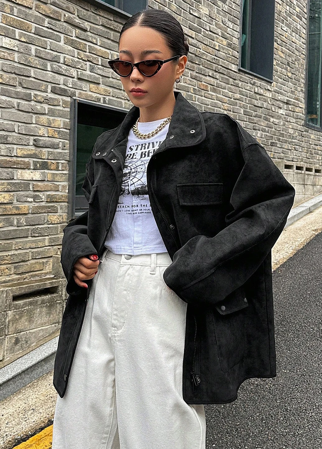 Черная демисезонная куртка SHEIN
