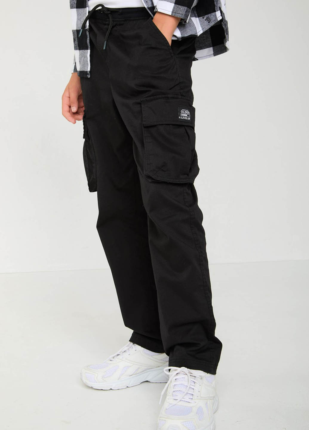 Черные кэжуал демисезонные брюки карго Reporter Young