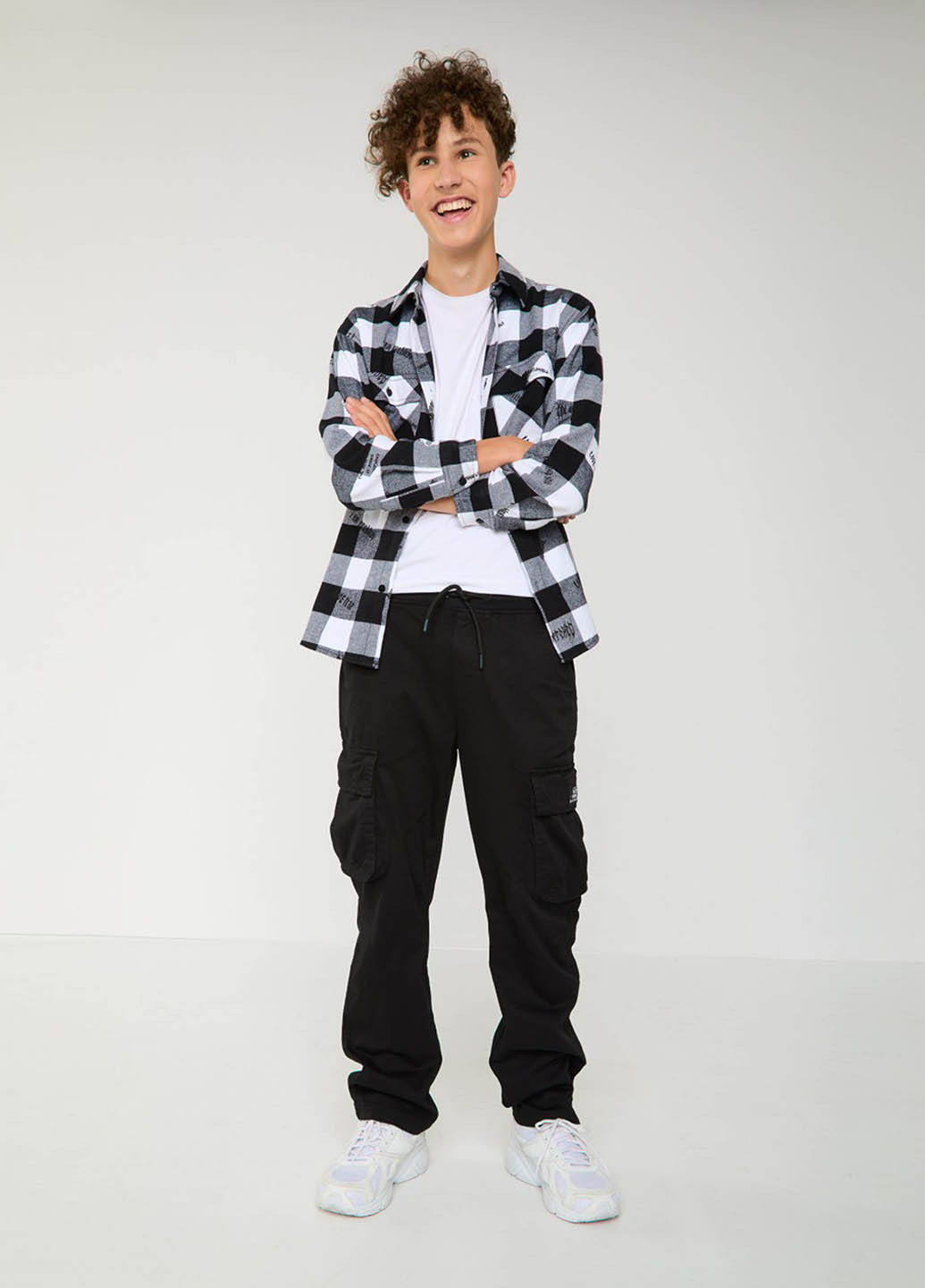 Черные кэжуал демисезонные брюки карго Reporter Young