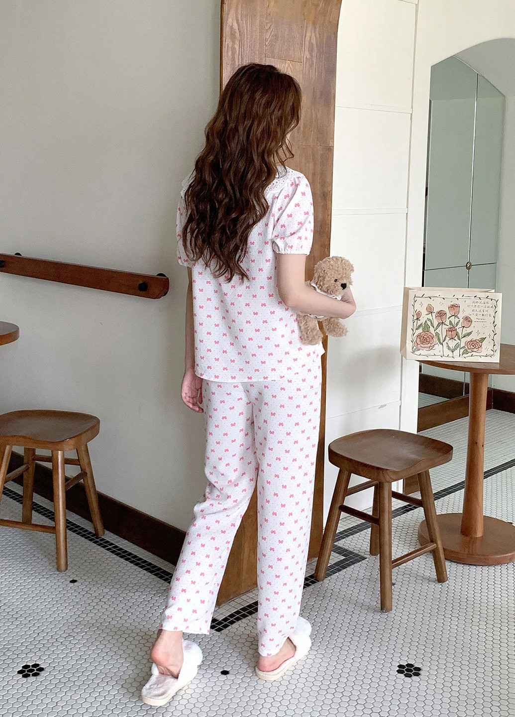 Рожева всесезон піжама (футболка, штани) футболка + штани SHEIN