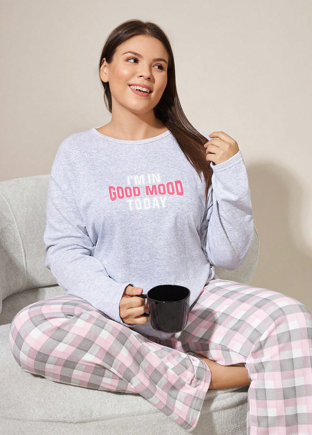 Сіра всесезон піжама (лонгслів, штани) лонгслів + брюки SHEIN