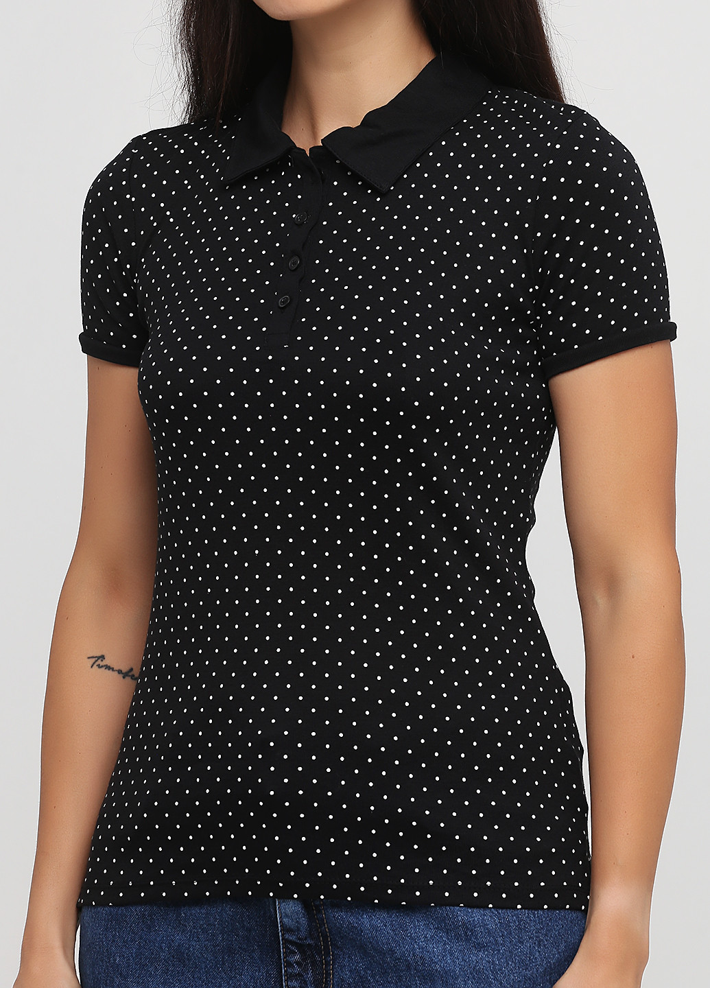 Черная женская футболка-поло C&A в горошек