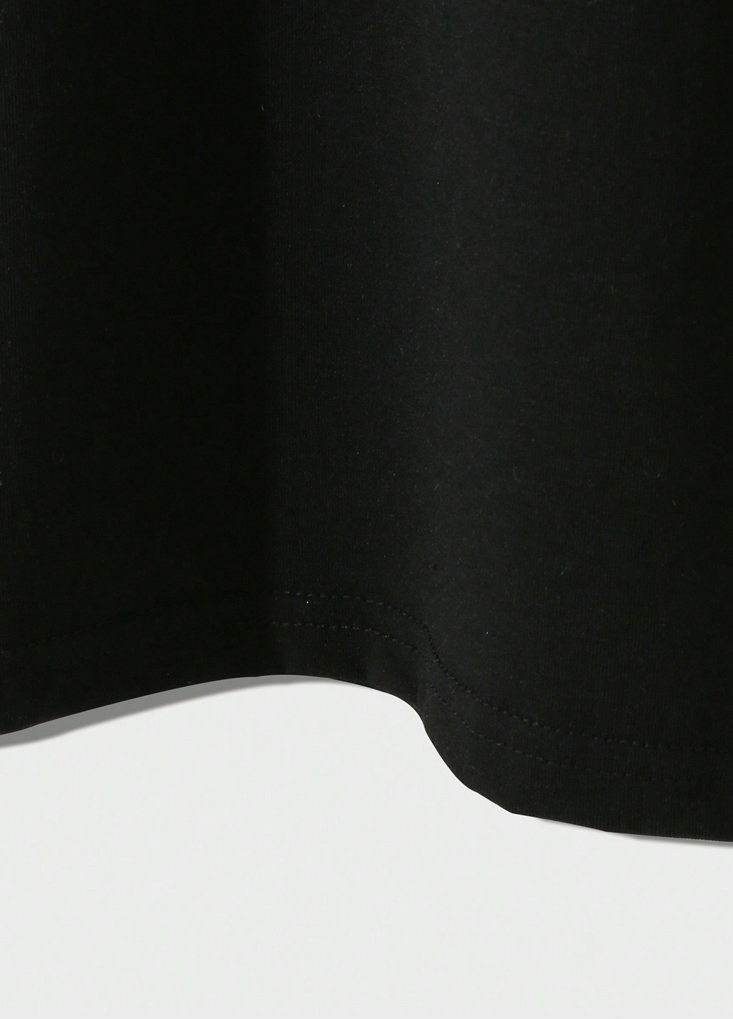 Чорна футболка SHEIN