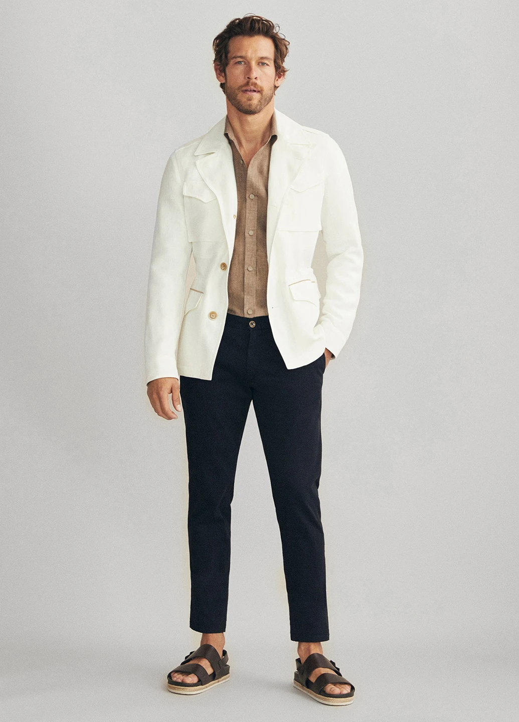 Черные кэжуал демисезонные чиносы брюки Massimo Dutti