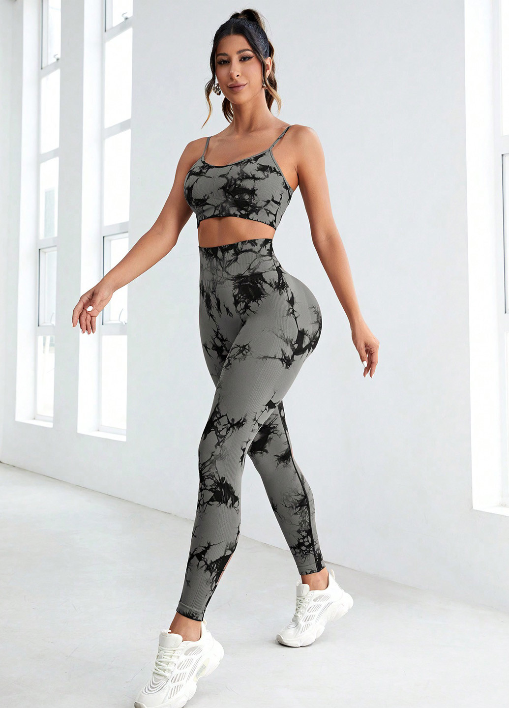 Костюм (топ, легінси) SHEIN (341484649)