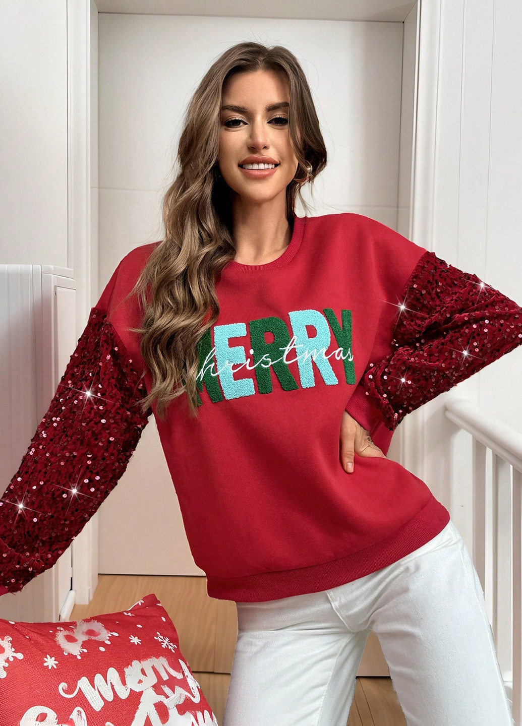 Красный свитшот SHEIN новогодний вышивка, двусторонние пайетки (340648610)