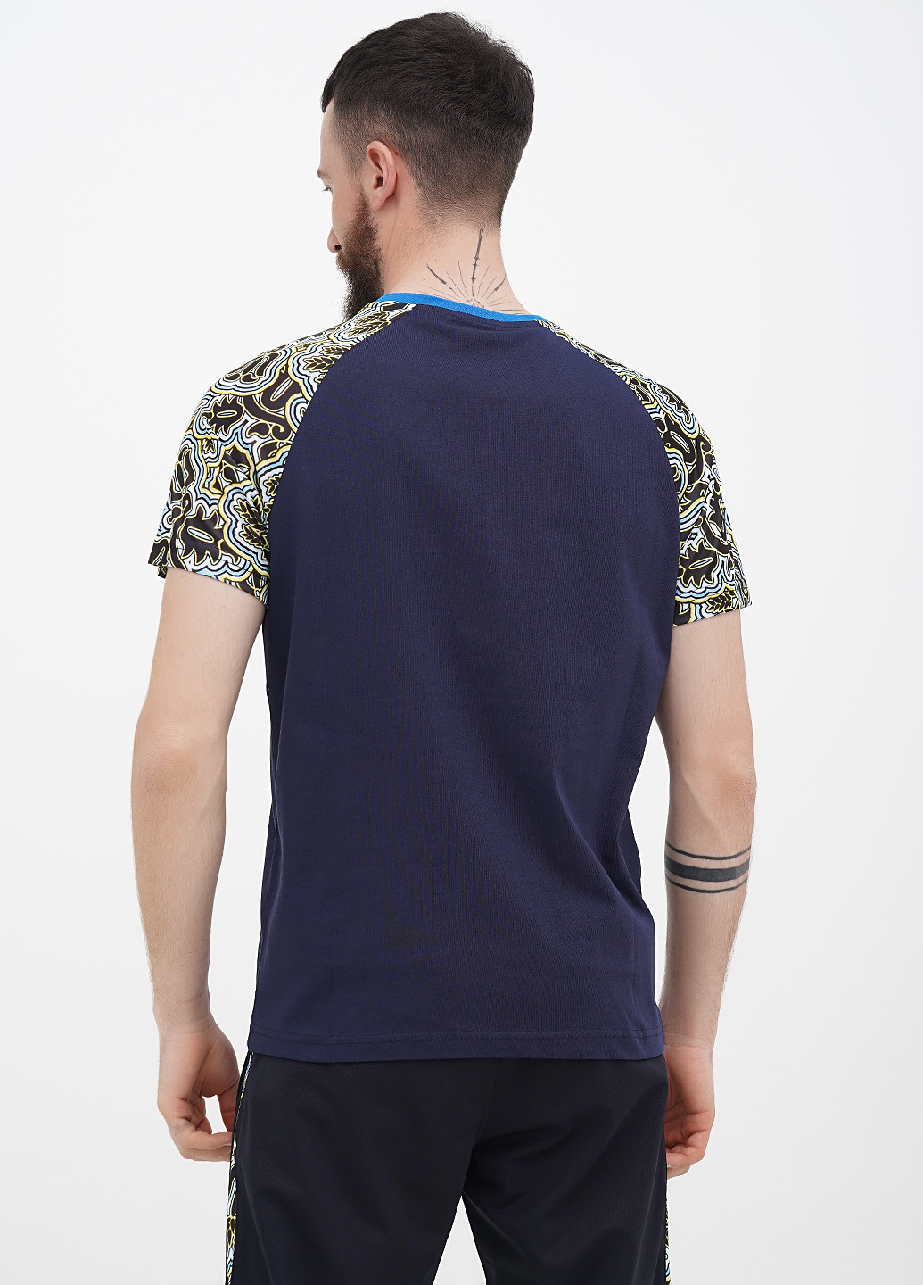 Темно-синяя футболка Bosco