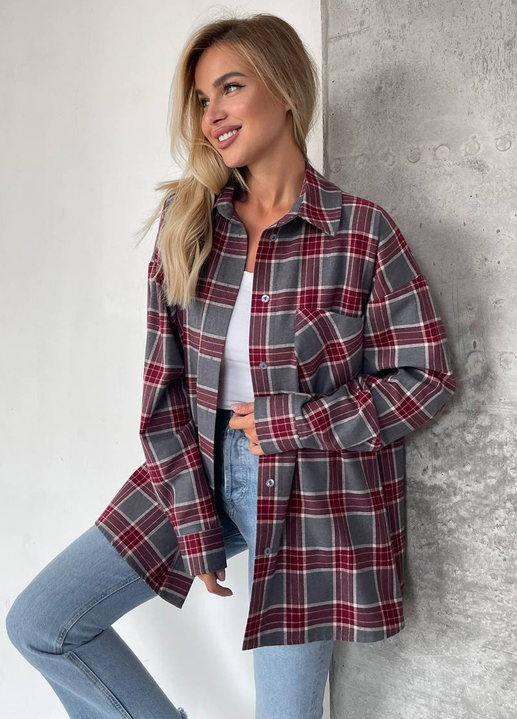 Серая кэжуал рубашка в клетку No Brand