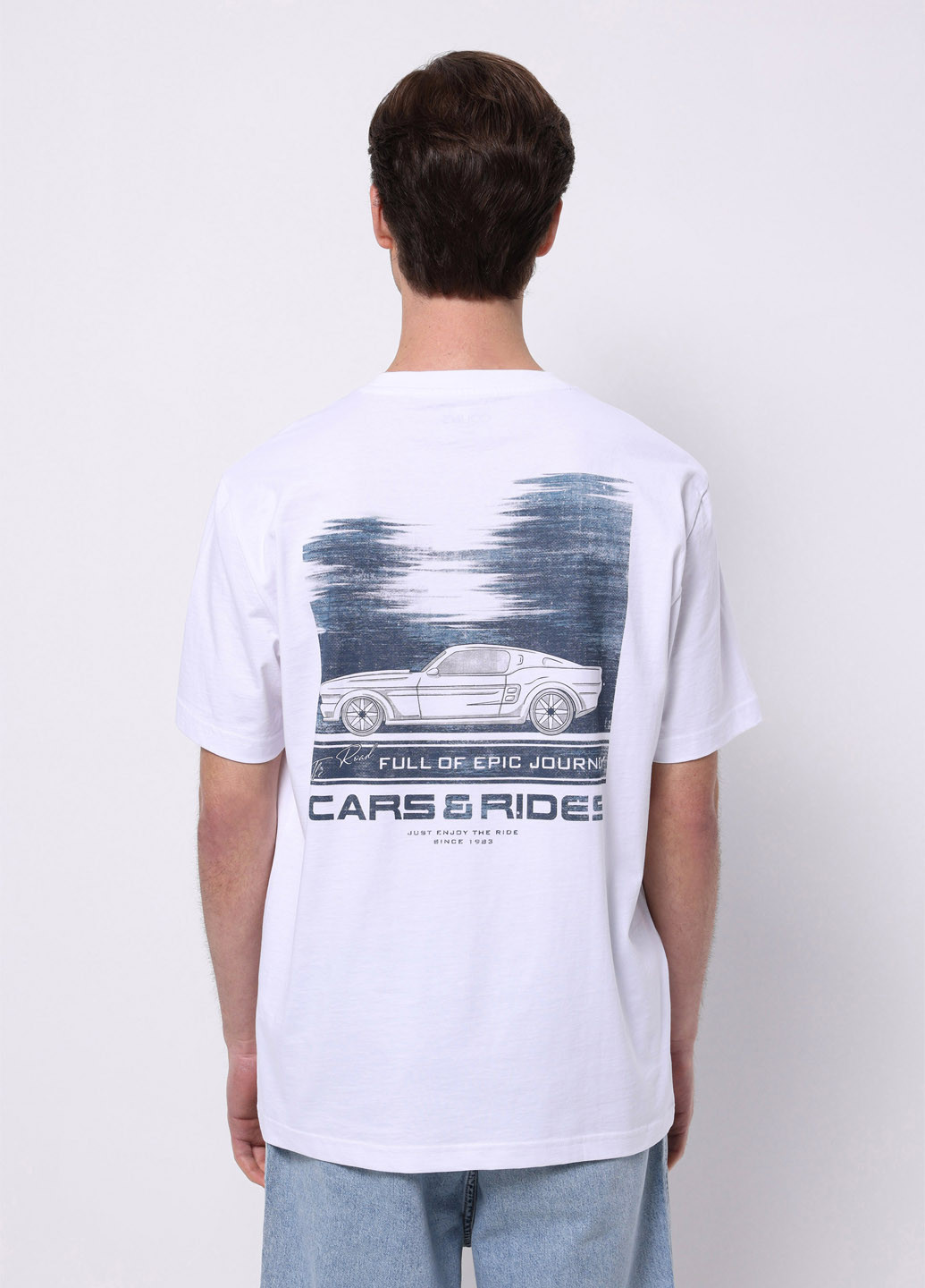 Белая футболка Colin's