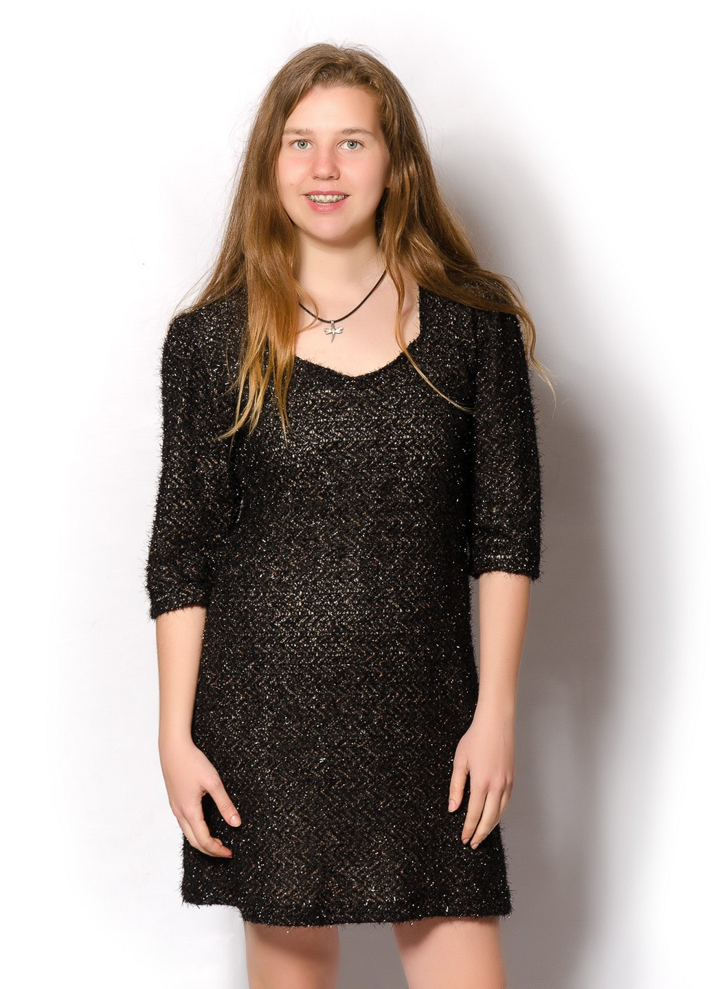 Черное кэжуал платье платье-свитер LibeAmore однотонное