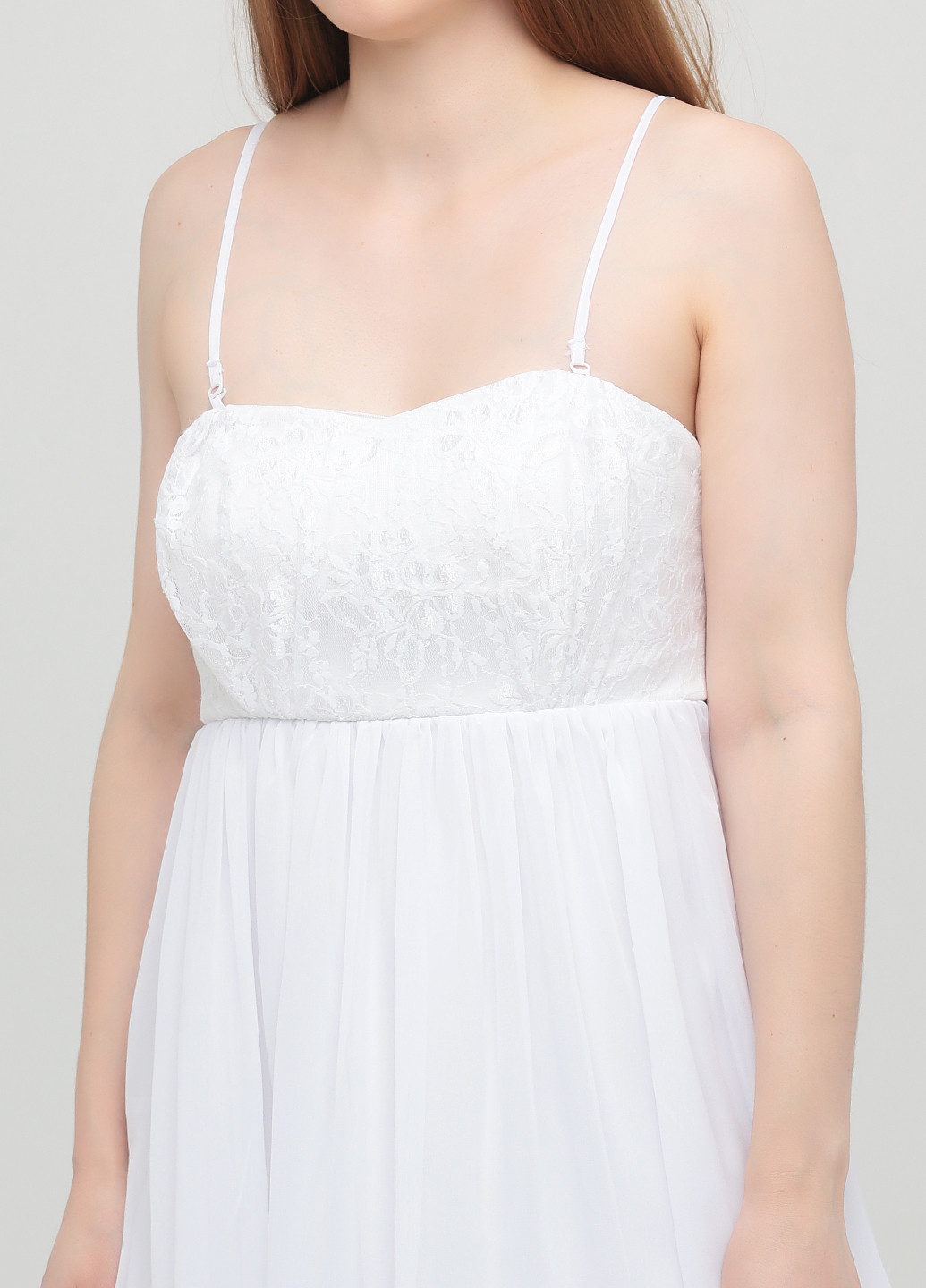Белое коктейльное платье клеш NLY однотонное